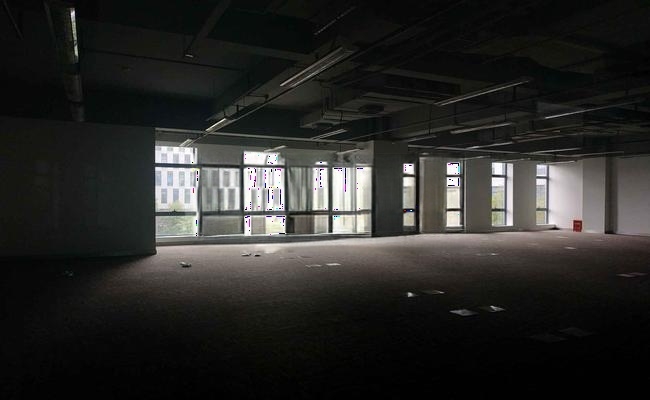 安航企业中心 317m²办公室 2.4元/m²/天 精品装修