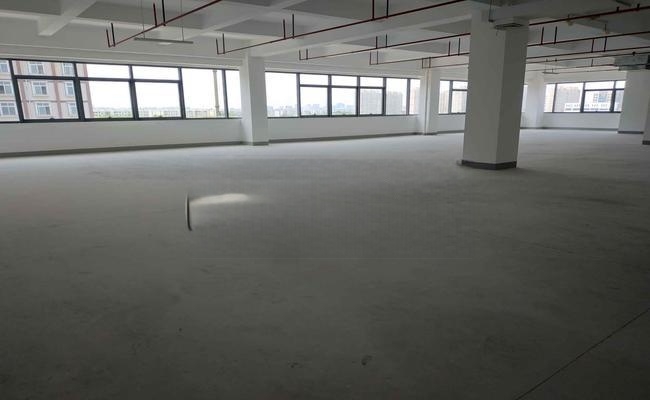 张江日月光 88m²办公室 4.7元/m²/天 中等装修