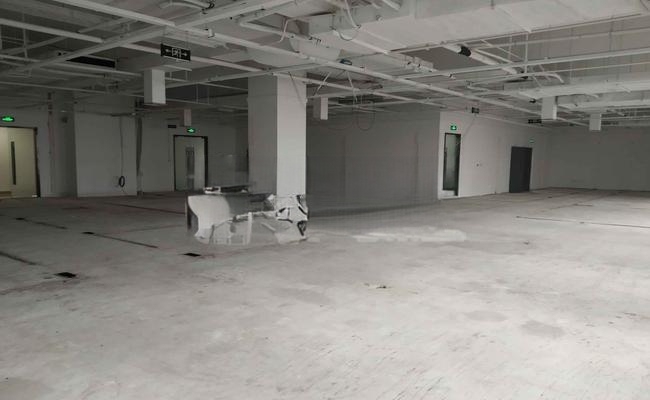 展讯研发大楼 97m²办公室 3.3元/m²/天 精品装修