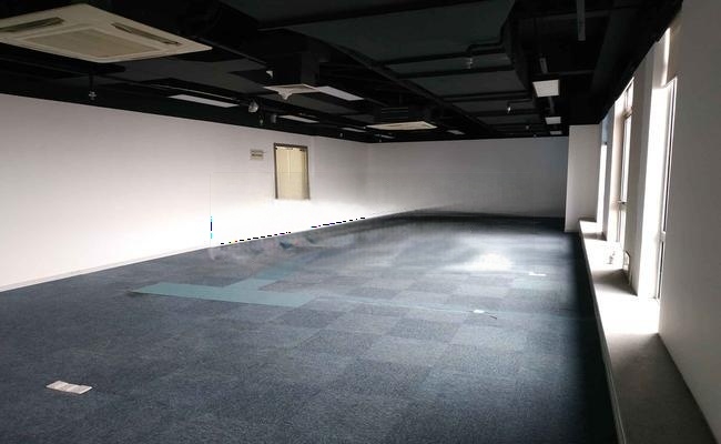 麦腾智慧天地 122m²办公室 2.2元/m²/天 精品装修